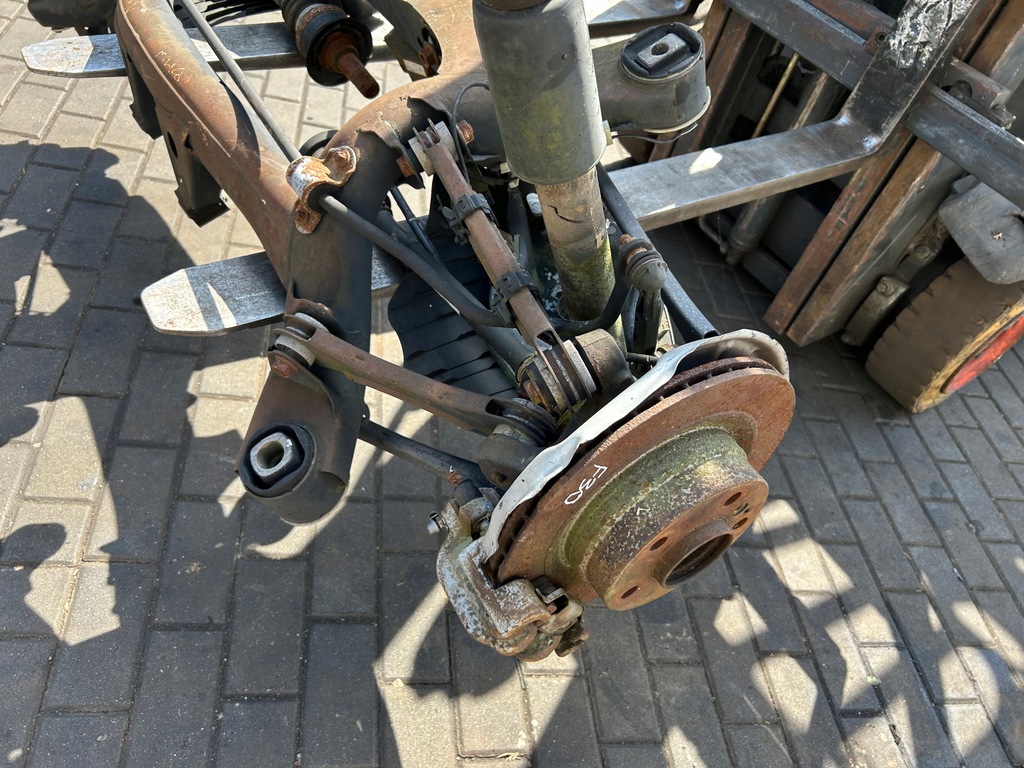 фото №8, Підвіска задня підрамник задні міст диференціал bmw 3 f31