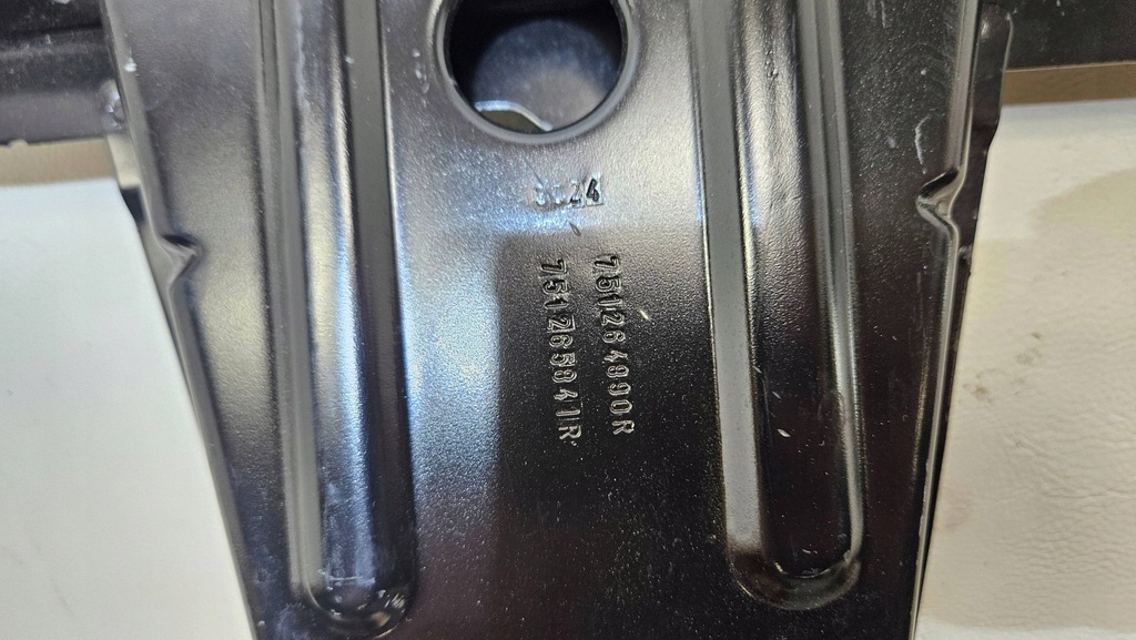 фото №9, Обшивка підсилювач dacia dokker lodgy 751004035r nowe