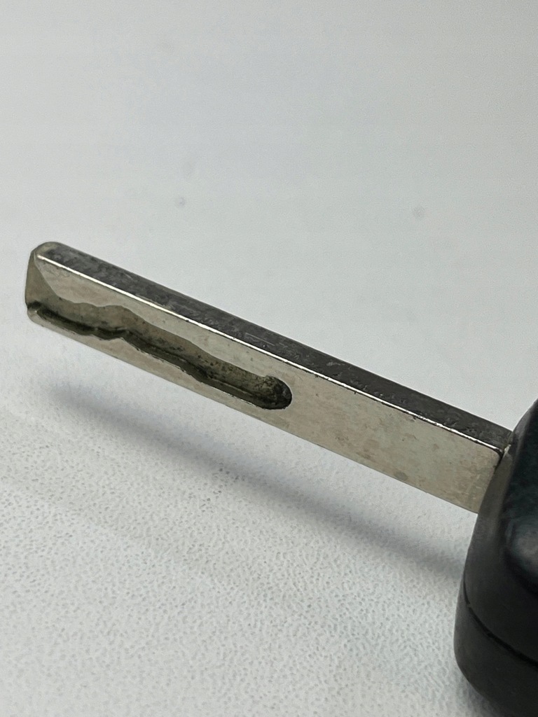 фото №8, Ключ pilot vauxhall opel corsa d meriva b 2 кнопки