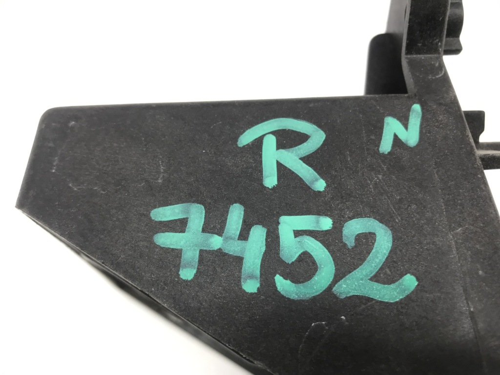 Tesla 1055537-00-a напрямна кріплення бампера Ціна