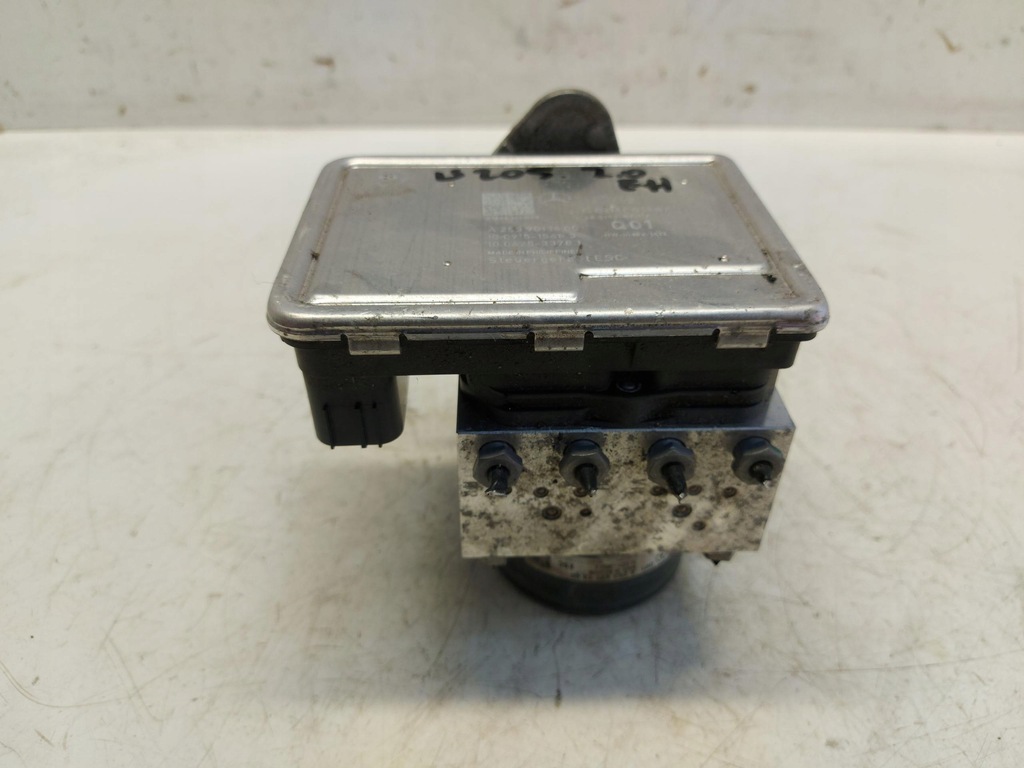 фото №1, Mercedes w205 c300e насос abs тормозная