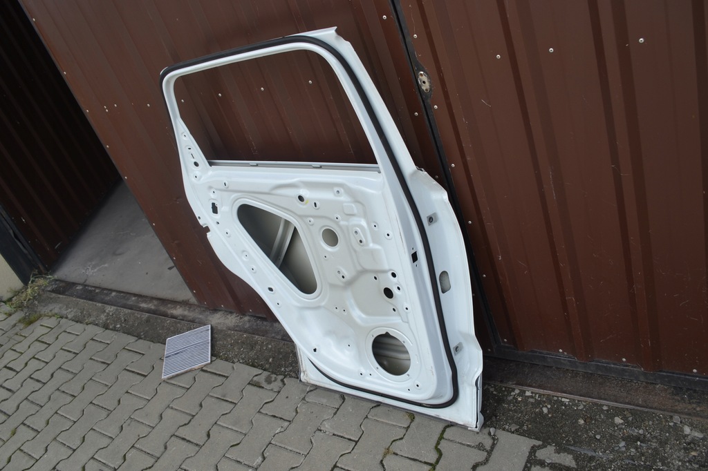 фото №10, Двері лівий задня ліва задні seat ateca fr 575