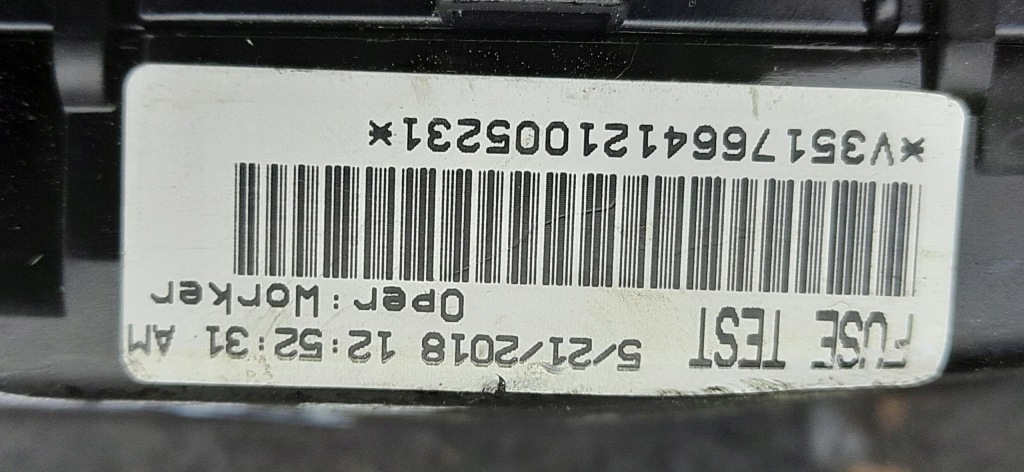 Корпус предохранителей 1.2thp peugeot 308 t9 v3517664121005231 в Украине