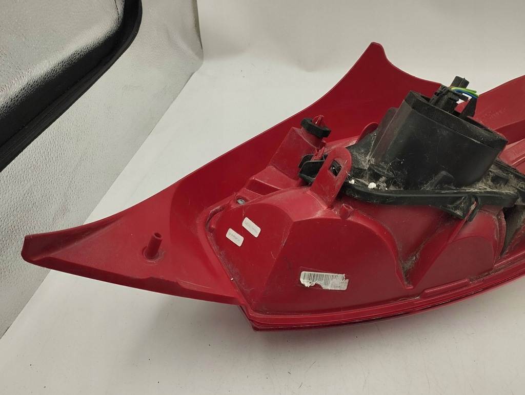 фото №7, Peugeot 208 2012 лампа задняя левая левый задняя