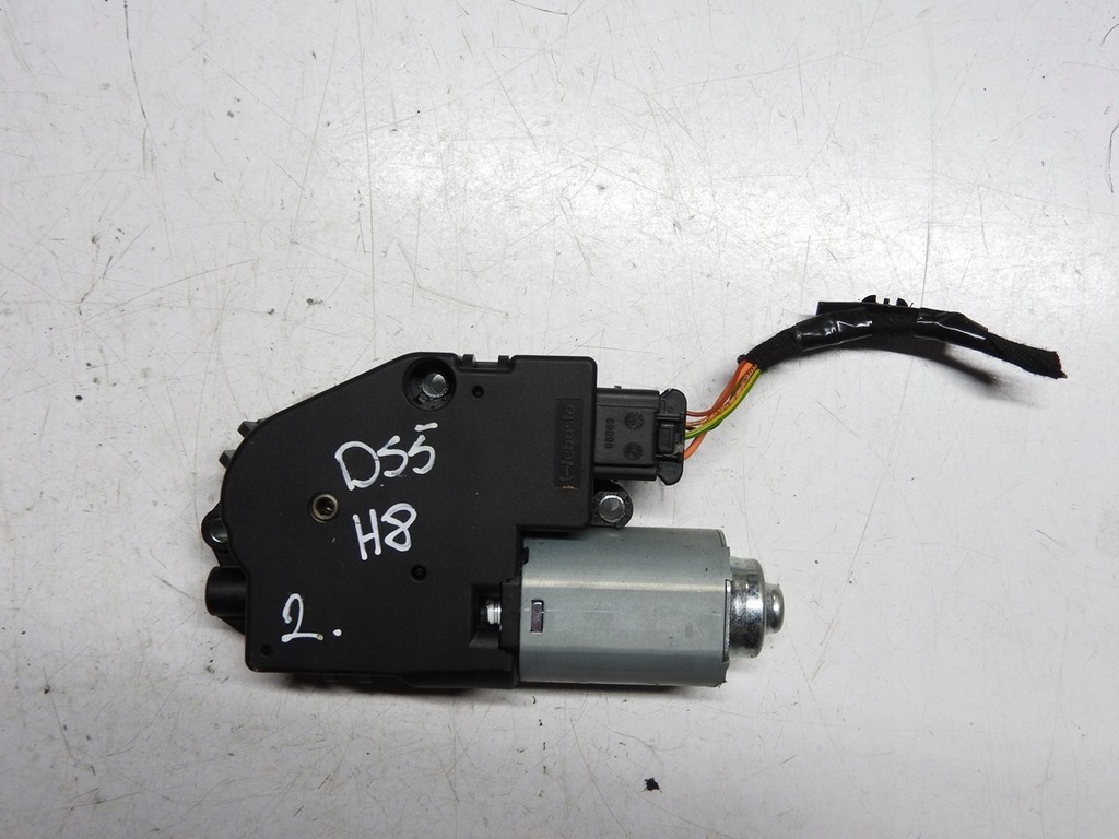 фото №7, Citroen ds5 11-15 моторчик люк 1731706a 2224653c