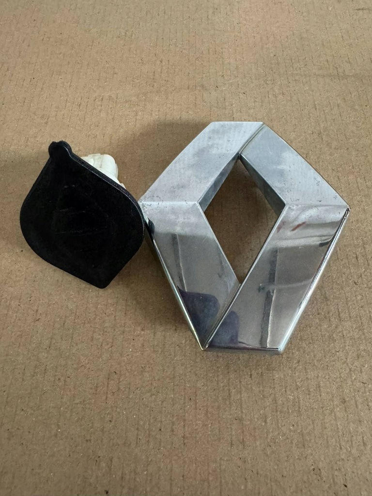 фото №1, Значок эмблема renault megane 8200145816