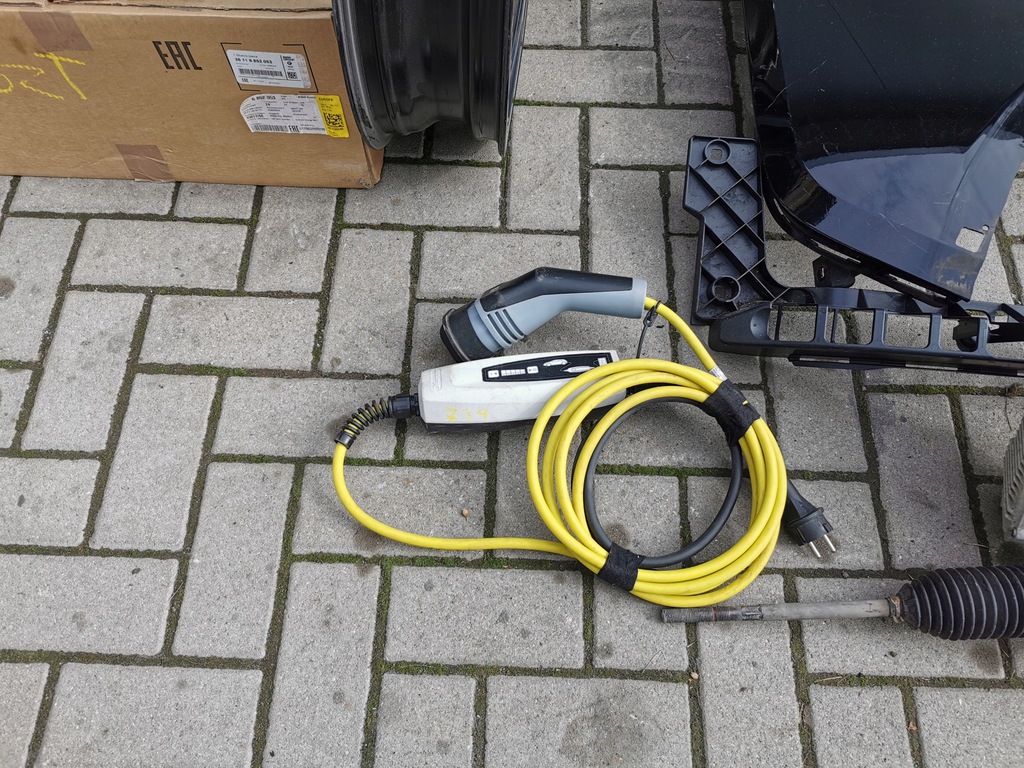 фото №8, Каркас двері лівий, крила, płat двері bmw i3