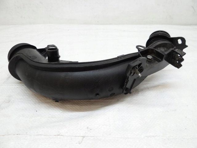 Купити Peugeot 508 1 sw 2.0 hdi труба повітрозабірник повітря m06021a152