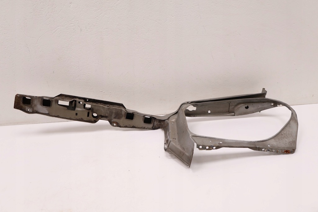 фото №5, Mercedes benz w124 панель фари правий