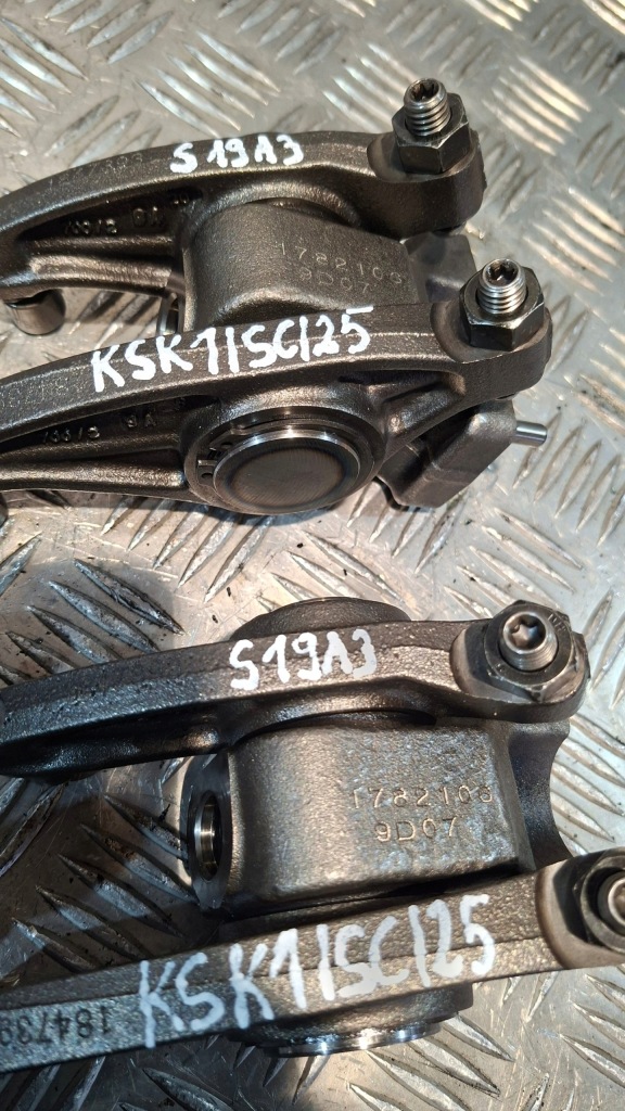 Толкатель клавиатура клапана scania 1782106 Недорого