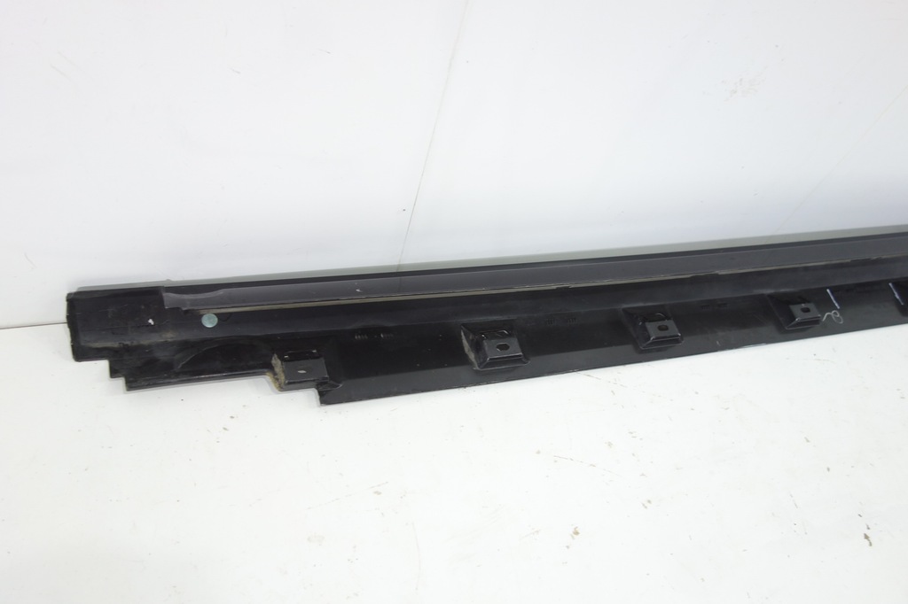 фото №7, Молдинг поріг права vw passat b8 3g0 3g0853858
