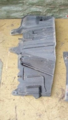 фото №1, Volvo s40 v40 2.0 16v защита pod двигатель