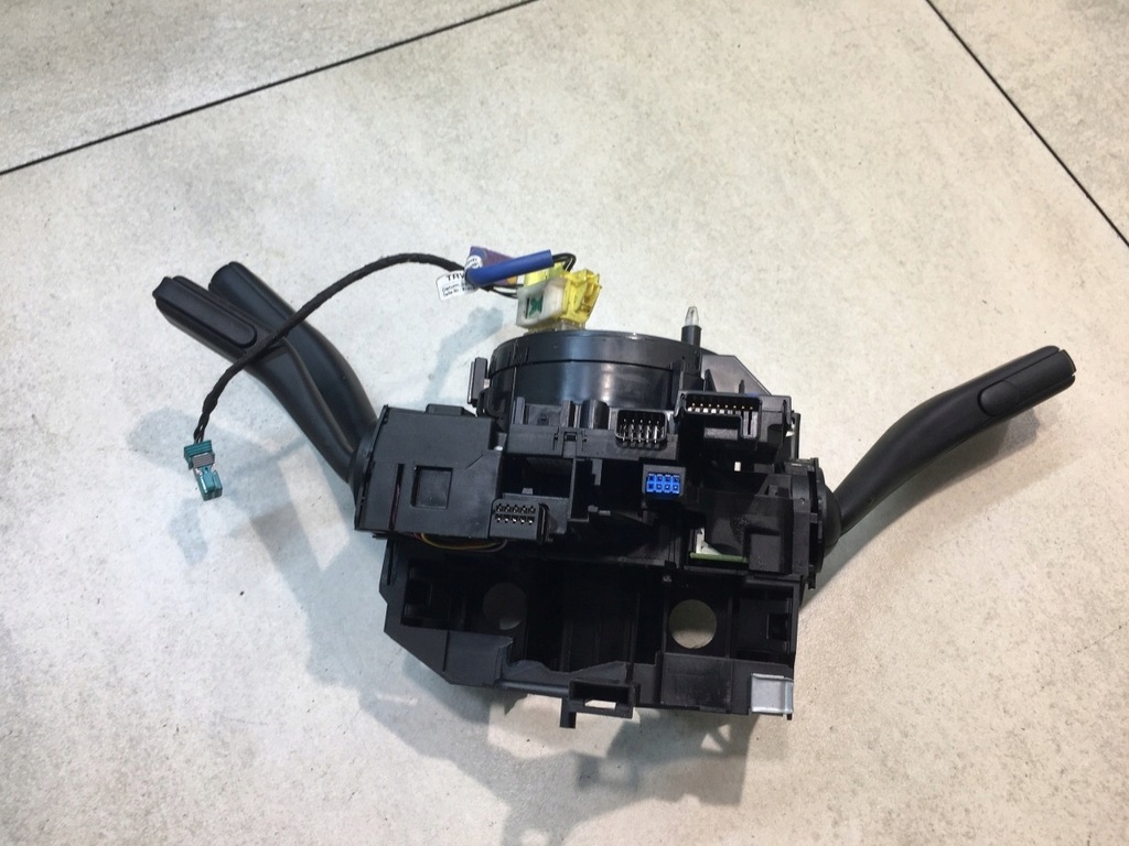 фото №8, Перемикач комбінований audi a3 8p 8p0907137q