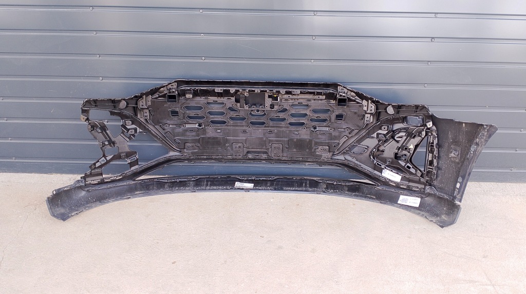 фото №10, Audi q8 e tron 4ke бампер перед передний решётка радиатора решётка хороший