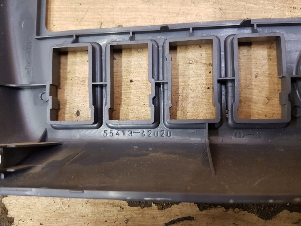 фото №3, Рамка защита панели консоли toyota rav4 i