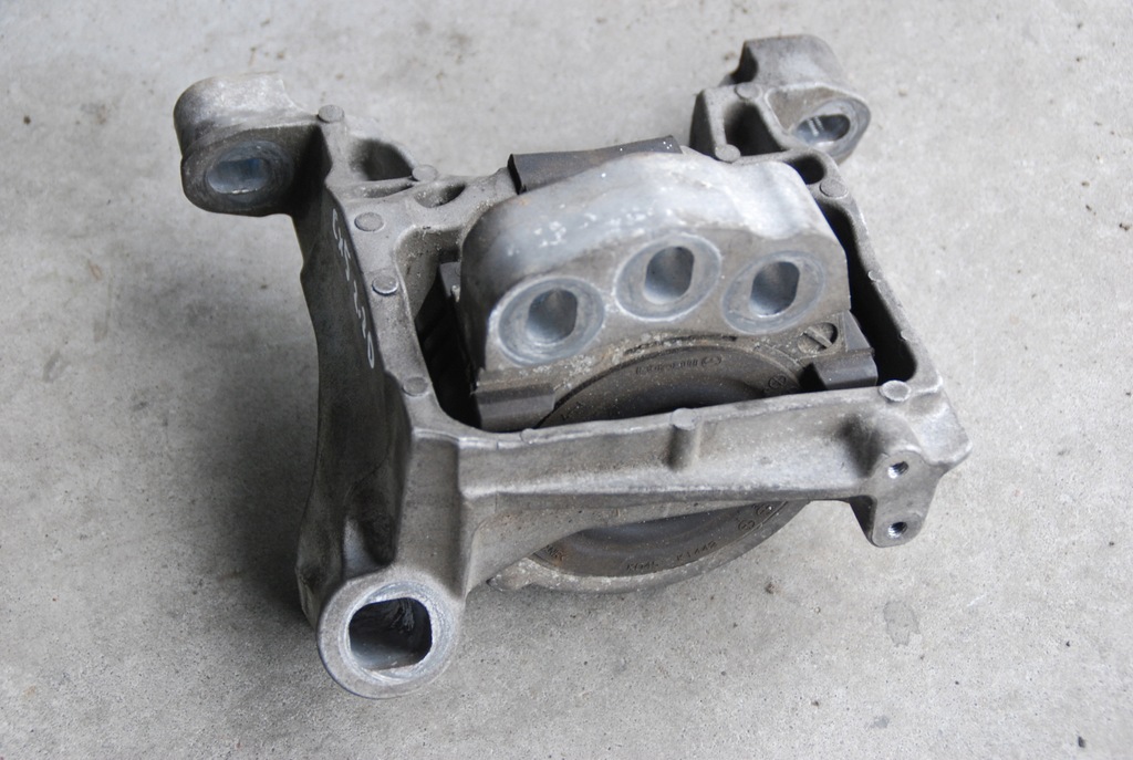 фото №1, Кронштейн подушка двигателя mazda cx5 cx-5 дизель