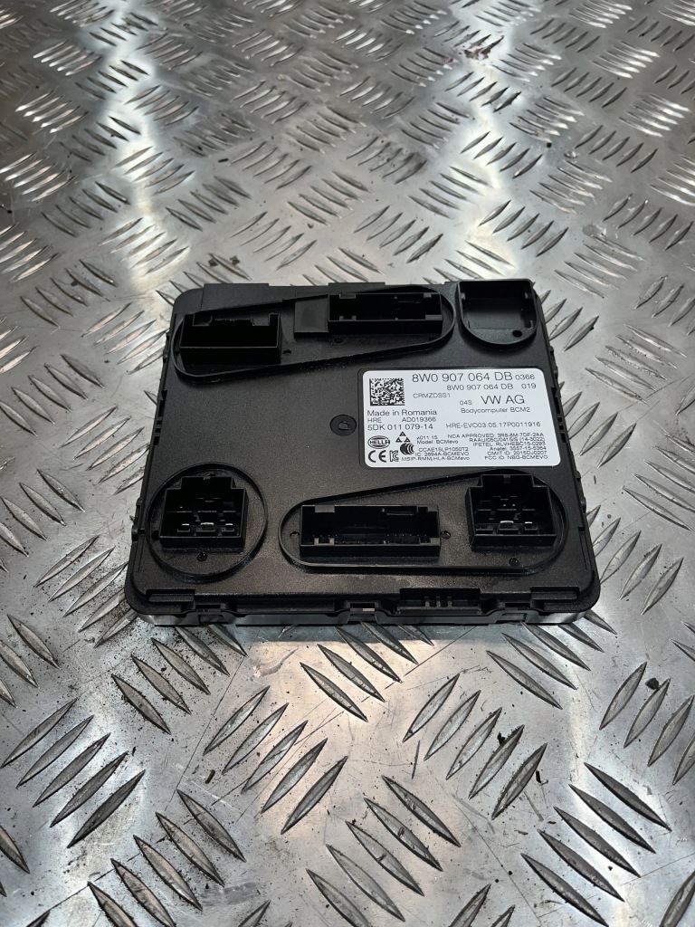 Купити Модуль блок керування комфорту audi a4 b9 15- 8w0907064db