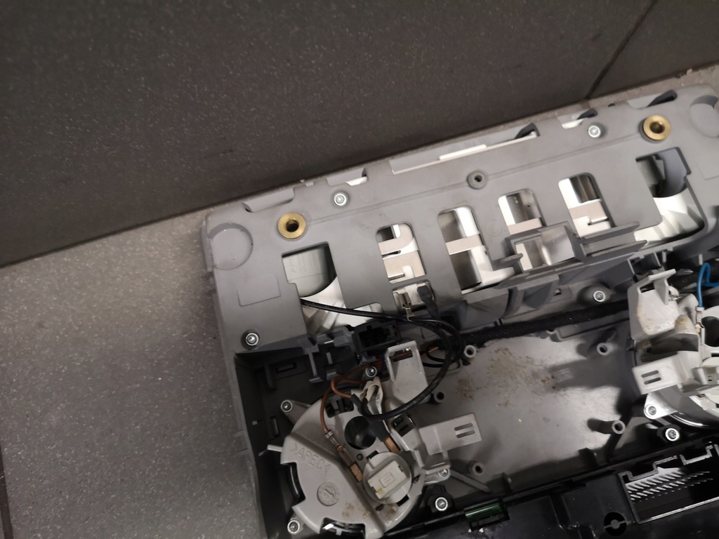 фото №12, Лампа потолочный vw phaeton 3d0907135b