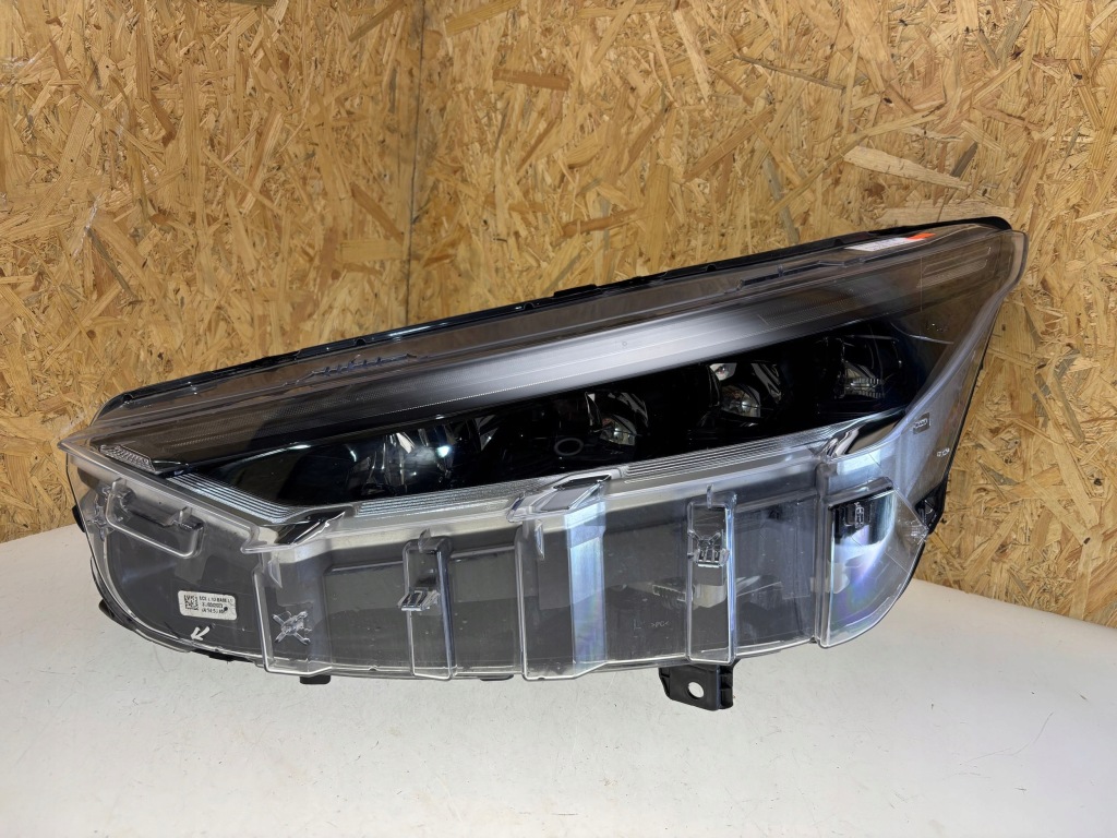 фото №1, Ford mustang mach-e 2022 лампи передні