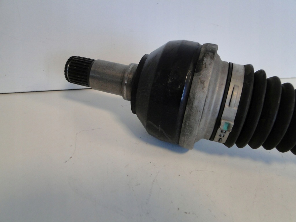 фото №4, Mercedes a klasa 177 w177 привідний вал передня ліва 4matic 45 amg