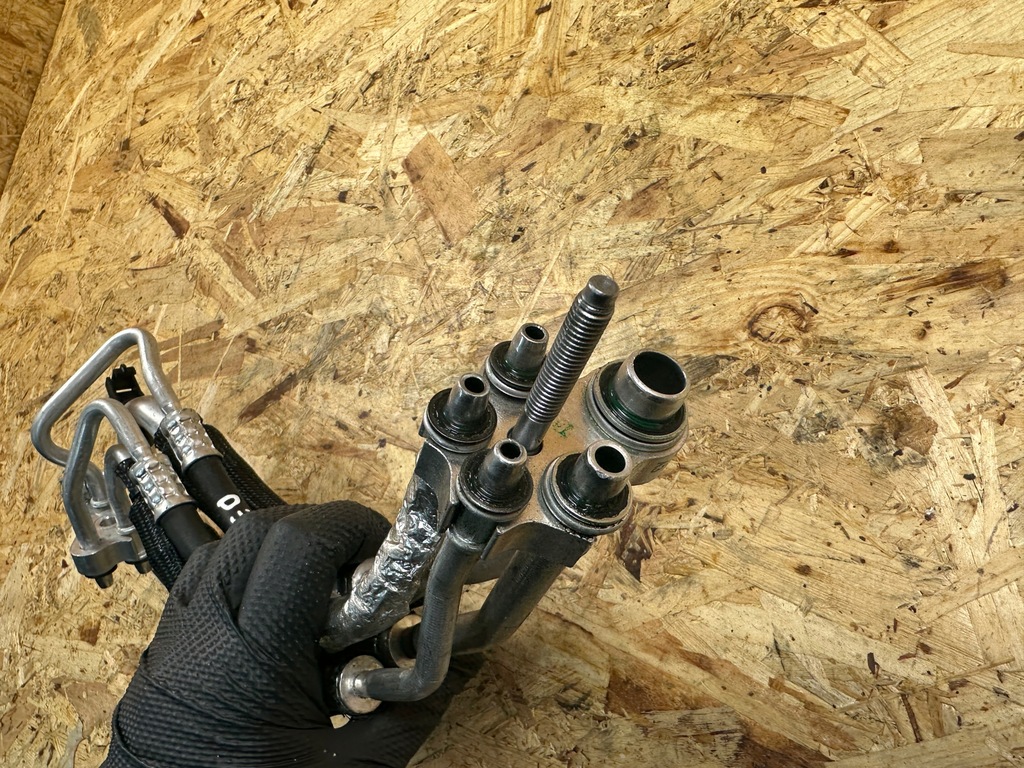 фото №8, Wąż шланг труба кондиционера tesla model 3 1626701-00-d 2017-