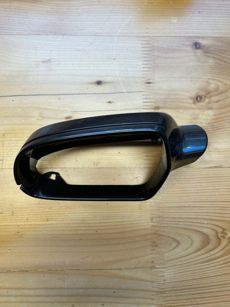 фото №1, Audi b4 корпус дзеркало ліва 8f0857527