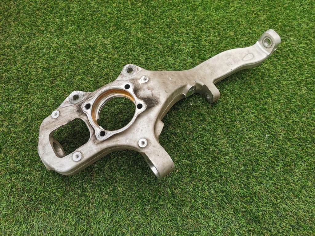 фото №1, Mercedes gle 167 amg поворотний кулак правий перед