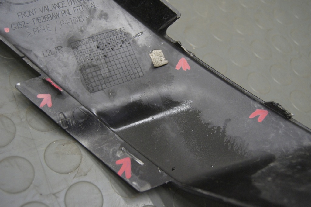 фото №11, Evoque i молдинг бампера передний перед lift