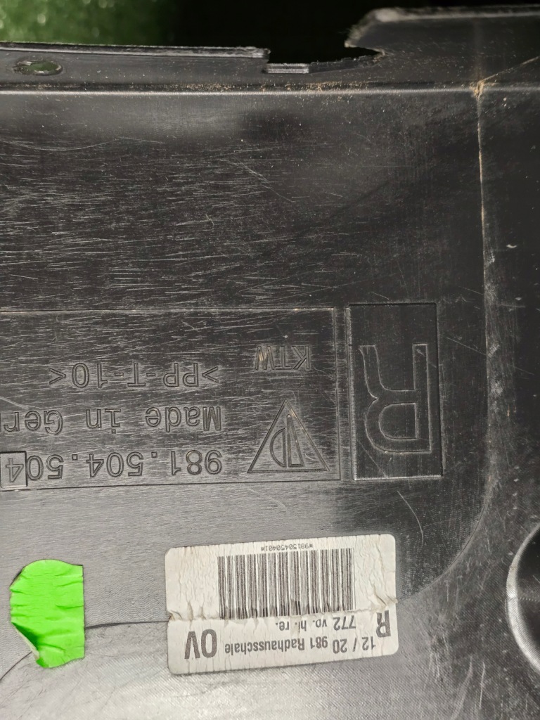 Підкрилок праве  перед porsche cayman boxster 981 в Україні