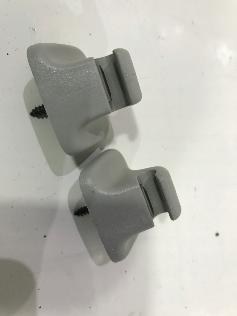 фото №1, Кронштейн крючок козырёк vw passat b7