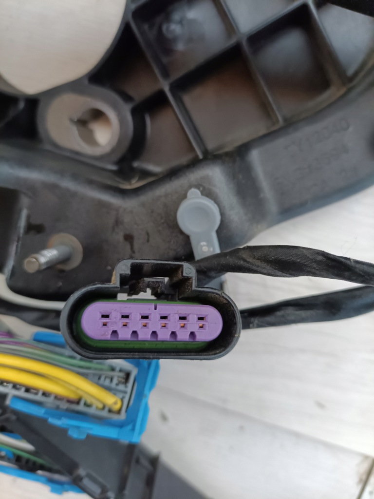 Педаль тормоза gmc sierra cadillac escalade iv chevrolet tahoe 2014-2019 Киев