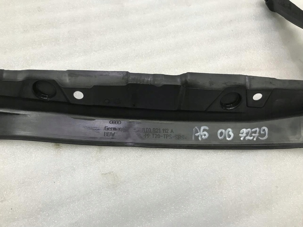 фото №8, Шумоизоляция крыла правое audi a5 8t 8t0821112a