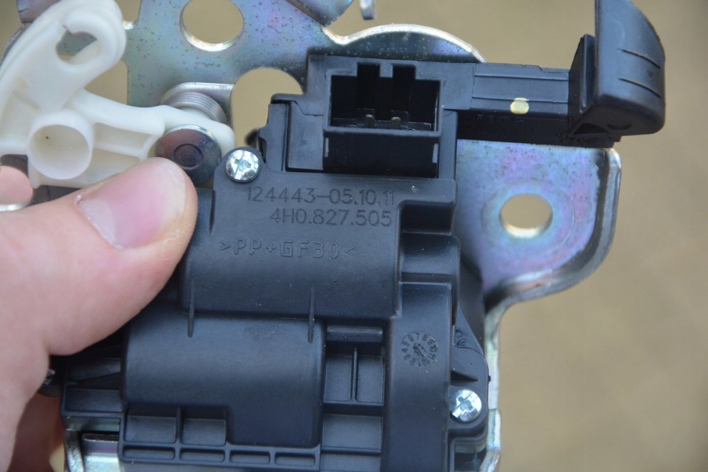 фото №12, Замок audi a8 s8 8f0827573 8e0827573d 4h0827505