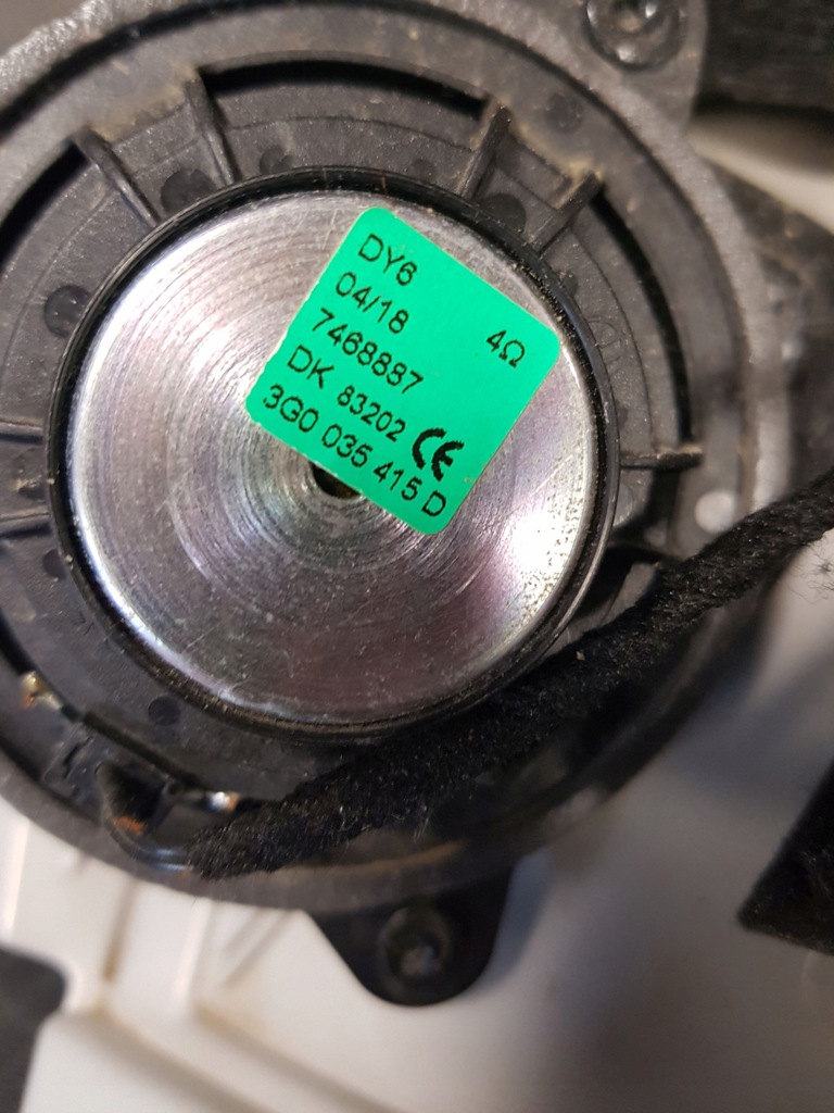 фото №9, Захист стійка лівий задня vw touareg iii dynaudio