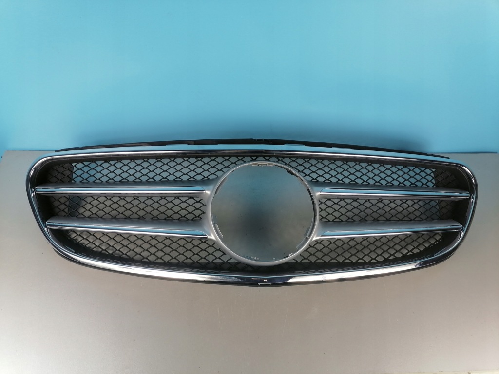 Купити Решітка  решітка радіатора w212 mercedes klasa e з накладки