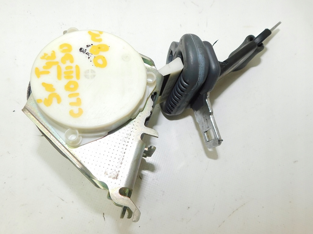 фото №3, Renault clio iii 3d pas безопасности середина задняя