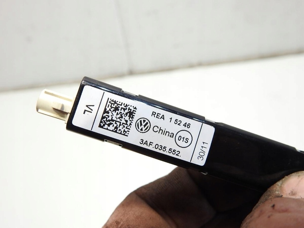 фото №7, Усилитель антенны vw passat b7 3af035552