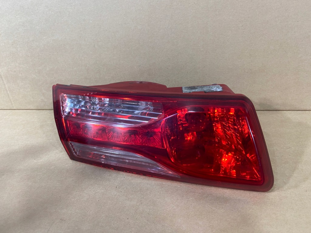 фото №1, Ліва лампа задня w кришка renault laguna iii coupe