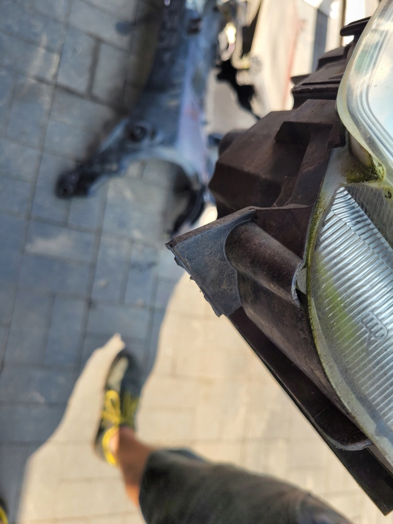 фото №12, Renault modus 2005r 5d 1.2 b капот крила лампи pas бампер ov797