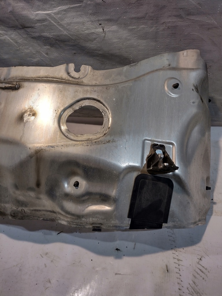 фото №7, Защита тепловая стены перегородки mercedes w212 2.2 cdi a2126280255