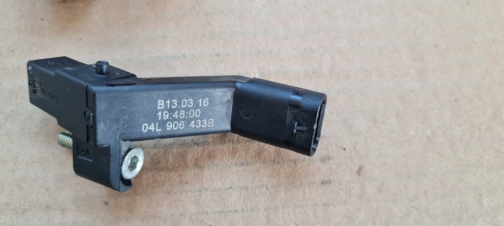 фото №7, A4 b9 8w датчик положение вала 2.0 tdi 04l906433b a5 8w q5 a6 vw audi