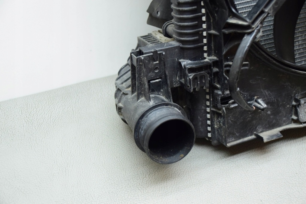 Комплект радіатор audi a1 8x1, 8xk 5q0959455am 1.4l бензиновий 136kw 2014 Київ