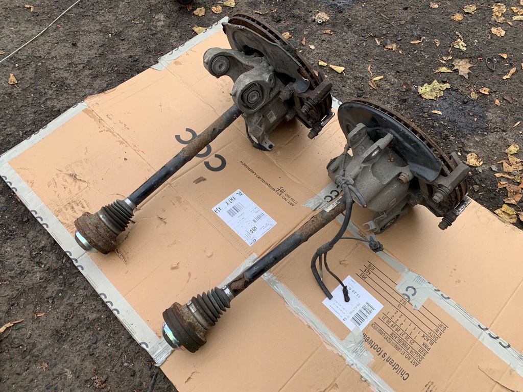 фото №1, Поворотний кулак задня задня ліва привідний вал диск audi a8 d4 4h 4.2 fsi оригінал