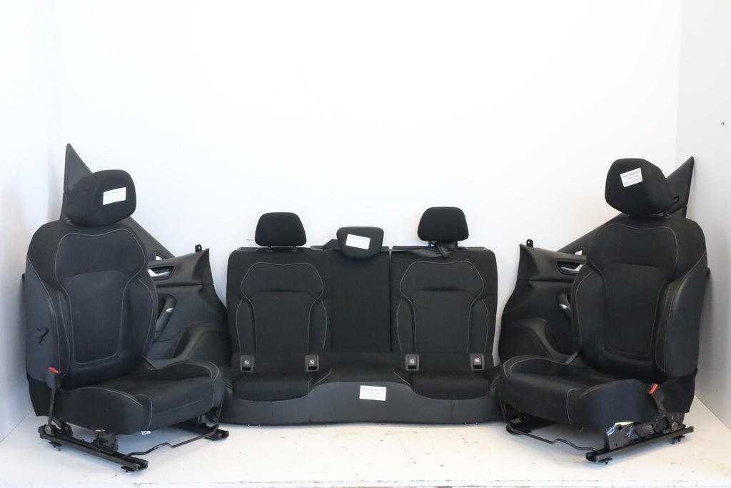 фото №1, Сиденья заднее сиденье обшивки середина салон renault megane iv 19r hb