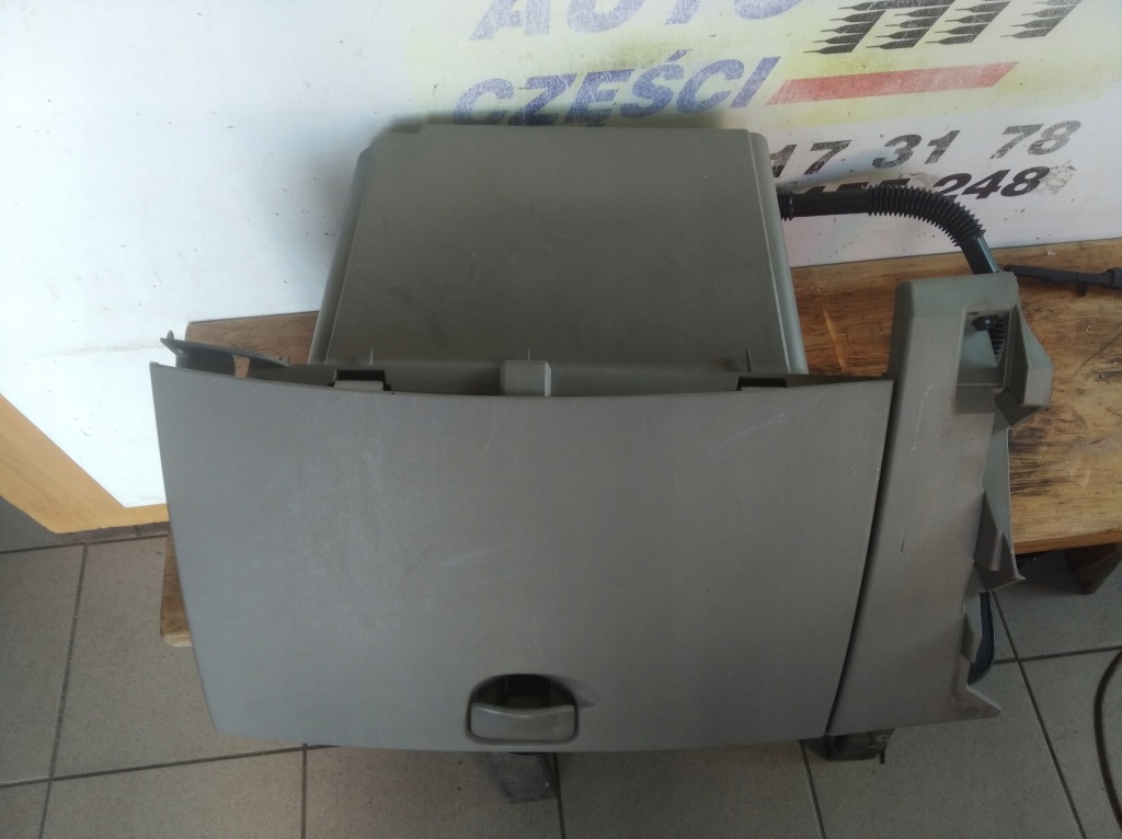 фото №2, Renault scenic ii бардачок пасажира