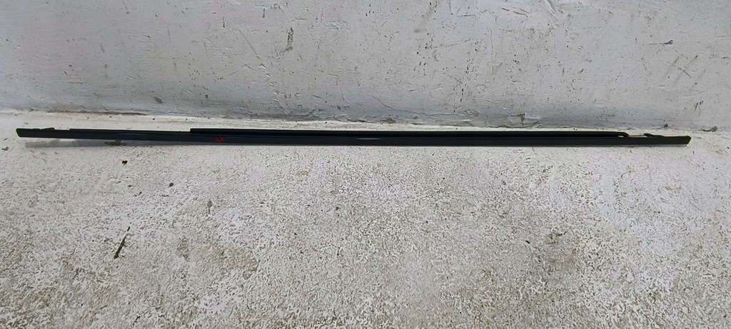 фото №1, Молдинг двері ущільнювач jaguar i-pace