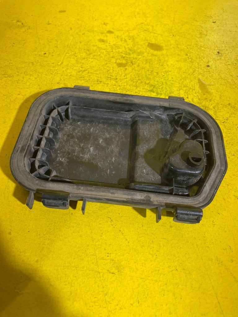 фото №6, Audi a6 c6 - крышка крышка лампы 16016300l