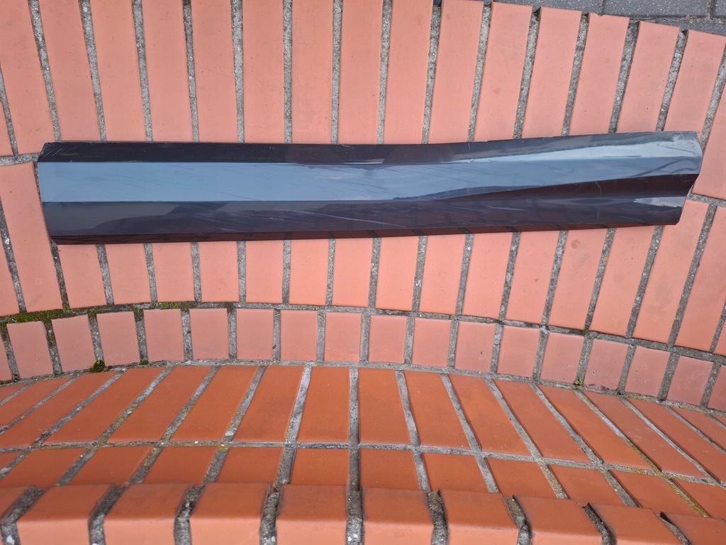 фото №1, Audi q3 83a 18- молдинг дверь перед левая оригинал