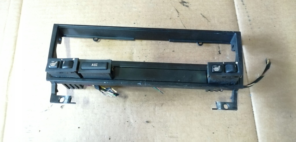 фото №1, Рамка корпус радио 8159690 bmw e39