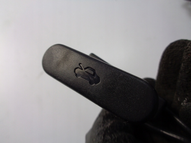 фото №3, Трос капот ligier js50 ultimate sport 492 dci 2022 rok